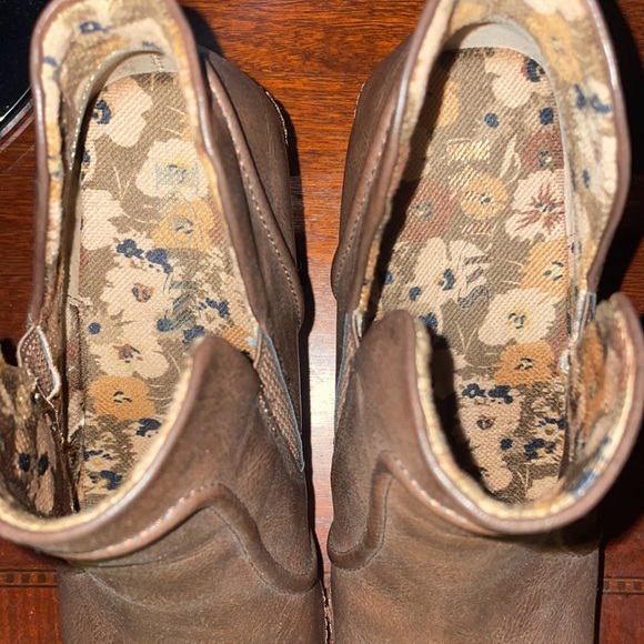 Kork brand boots Brand new never worn - Picture 2 of 7